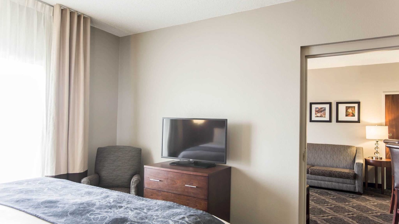 Photo of Bedroom in Pineville