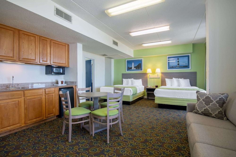 Photo of Livingroom in Kill Devil Hills