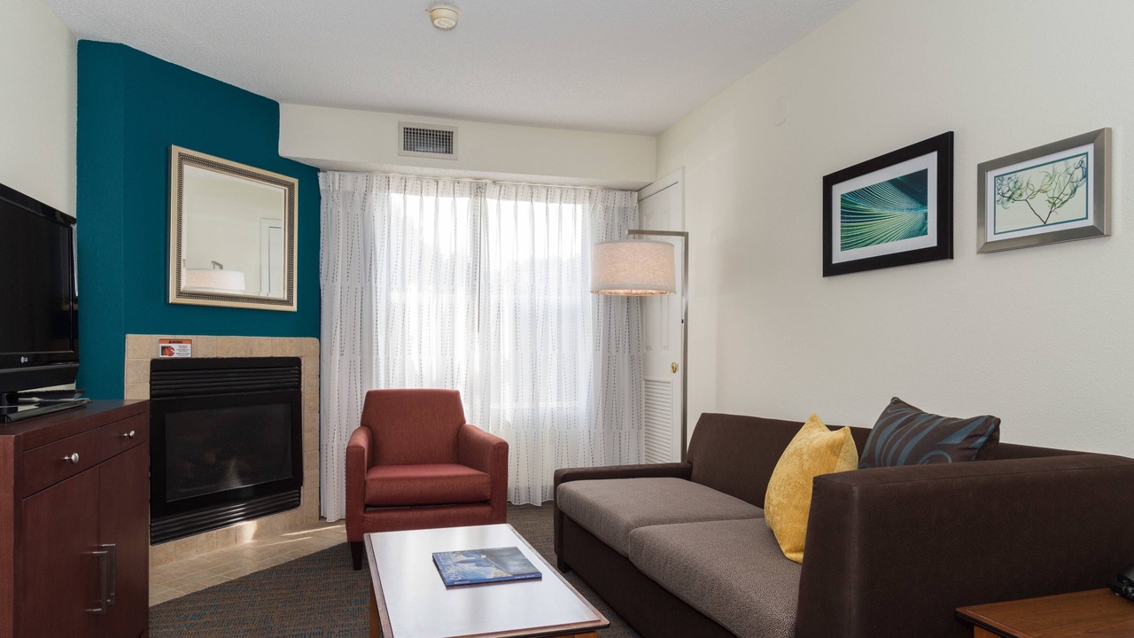 Photo of Livingroom in Huntersville