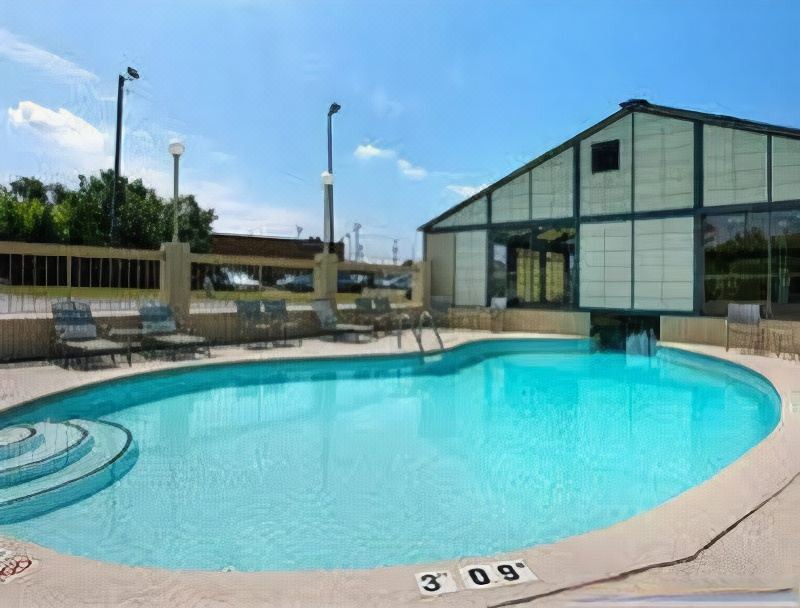 Photo of Outdoor in Monroe