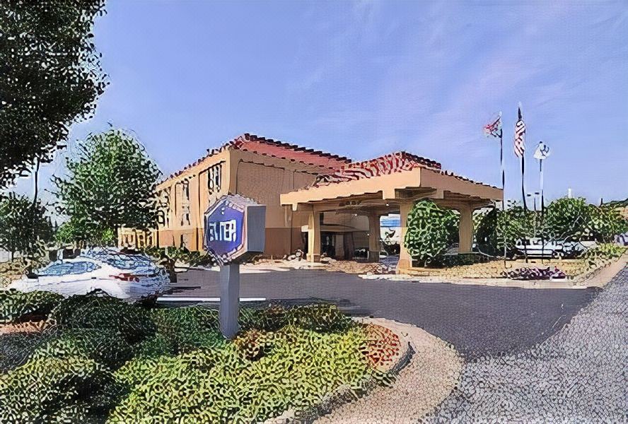 Photo of Buildings in Eden