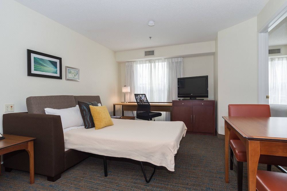 Photo of Livingroom in Huntersville