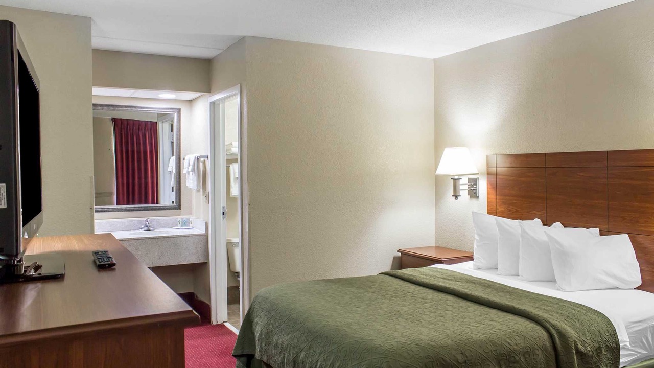 Photo of Bedroom in Selma