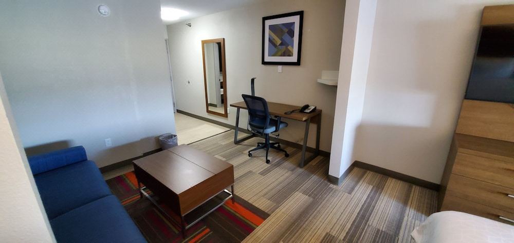 Photo of Livingroom in Kinston