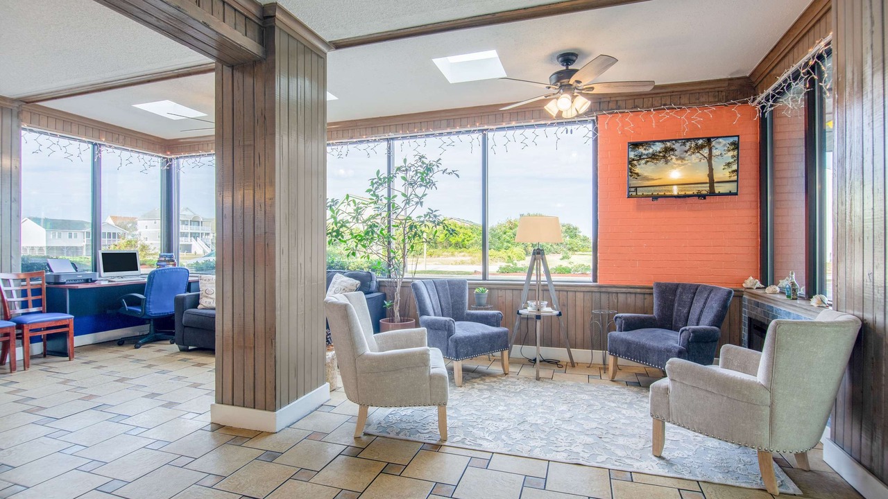 Photo of Livingroom in Kill Devil Hills