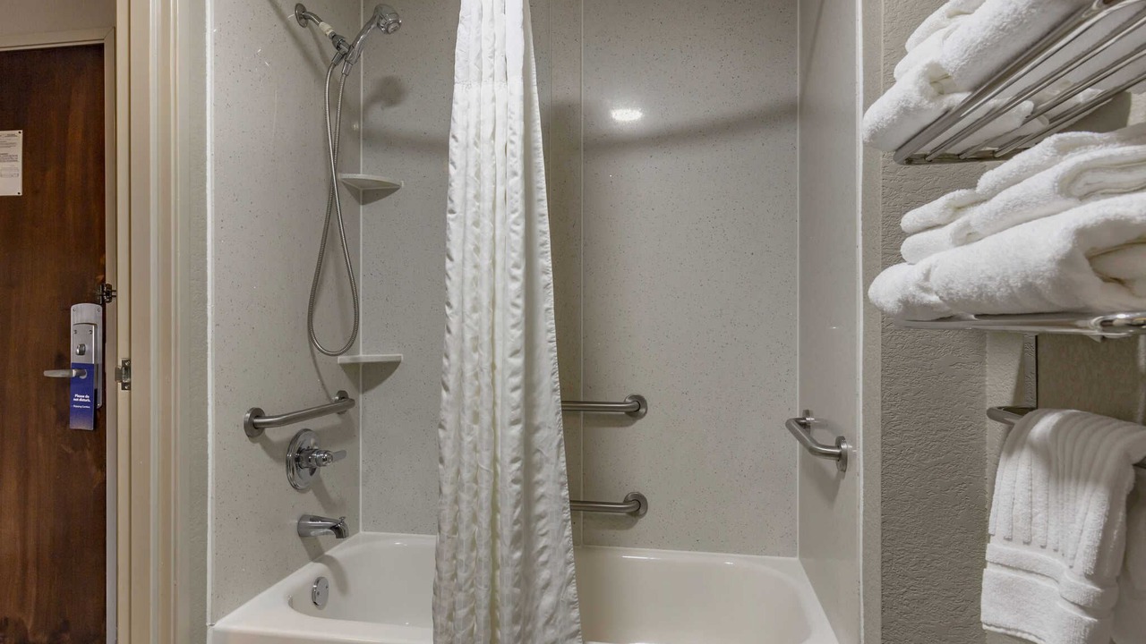 Photo of Bathroom in Pineville