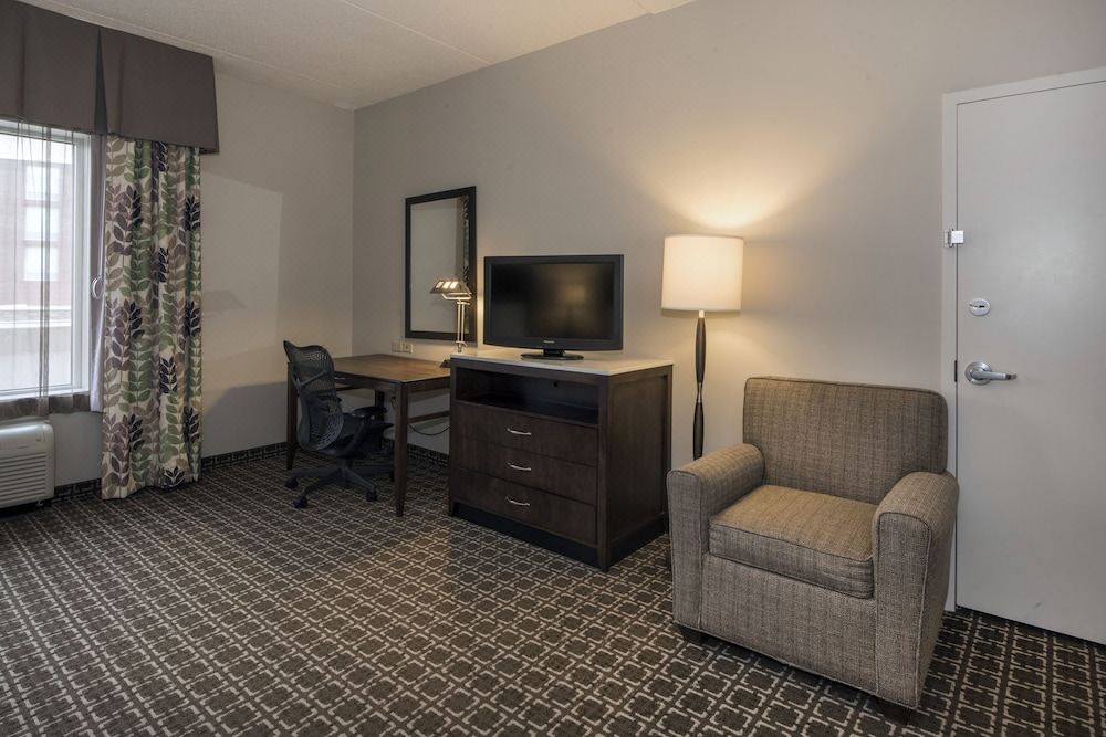 Photo of Livingroom in Southwest Raleigh