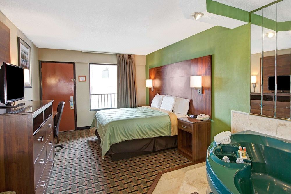 Photo of Bedroom in Conover