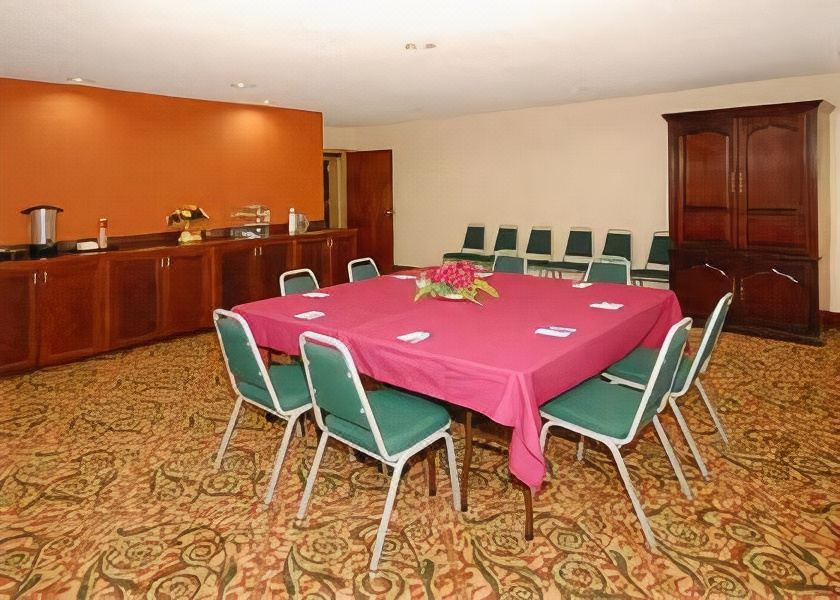 Photo of Livingroom in Apex