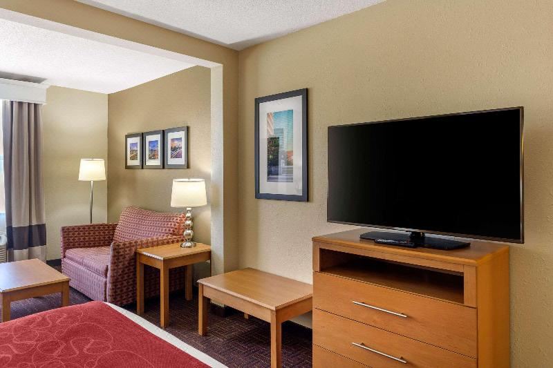 Photo of Livingroom in Winston - Salem