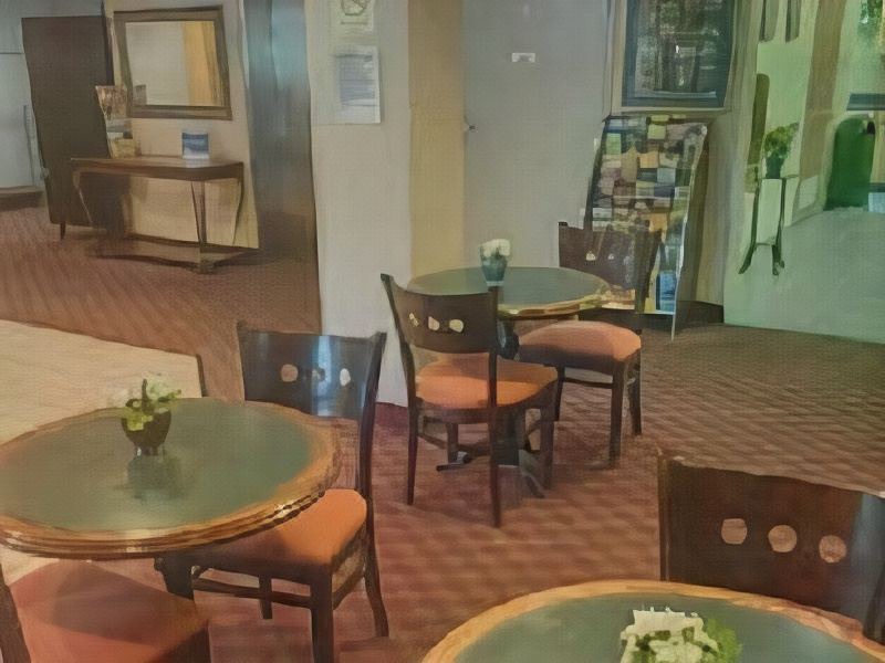 Photo of Livingroom in Greensboro