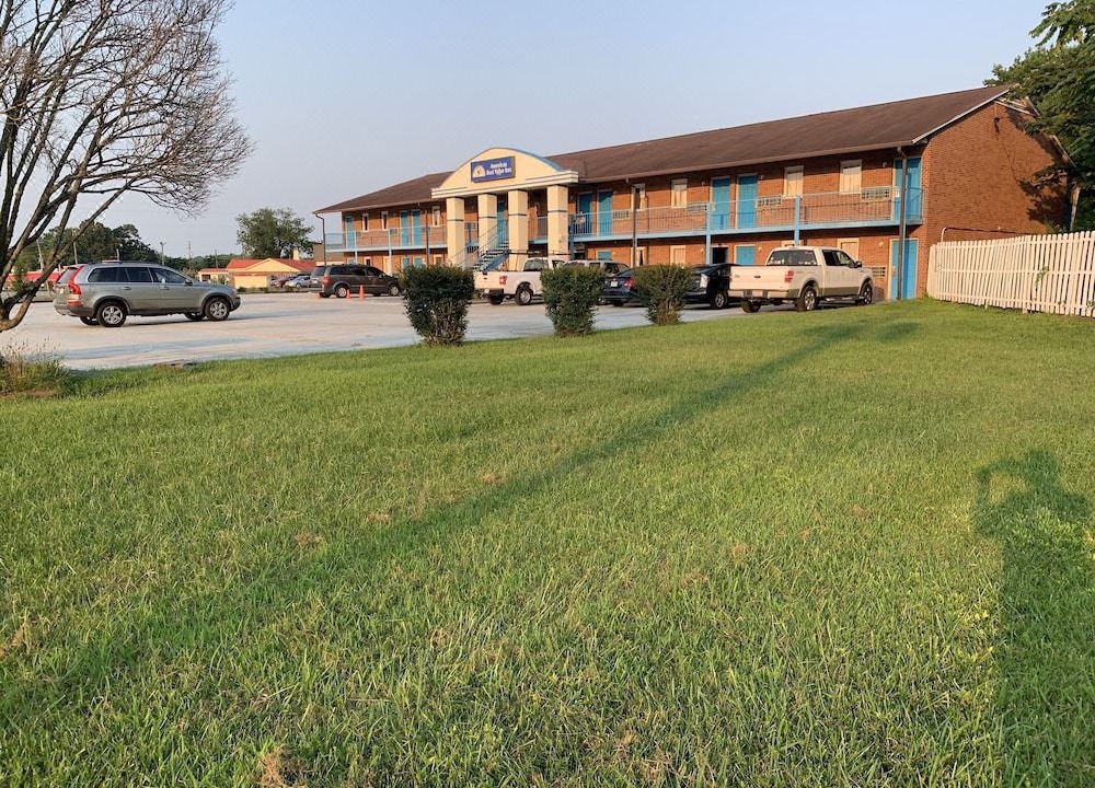 Photo of Buildings in Roxboro