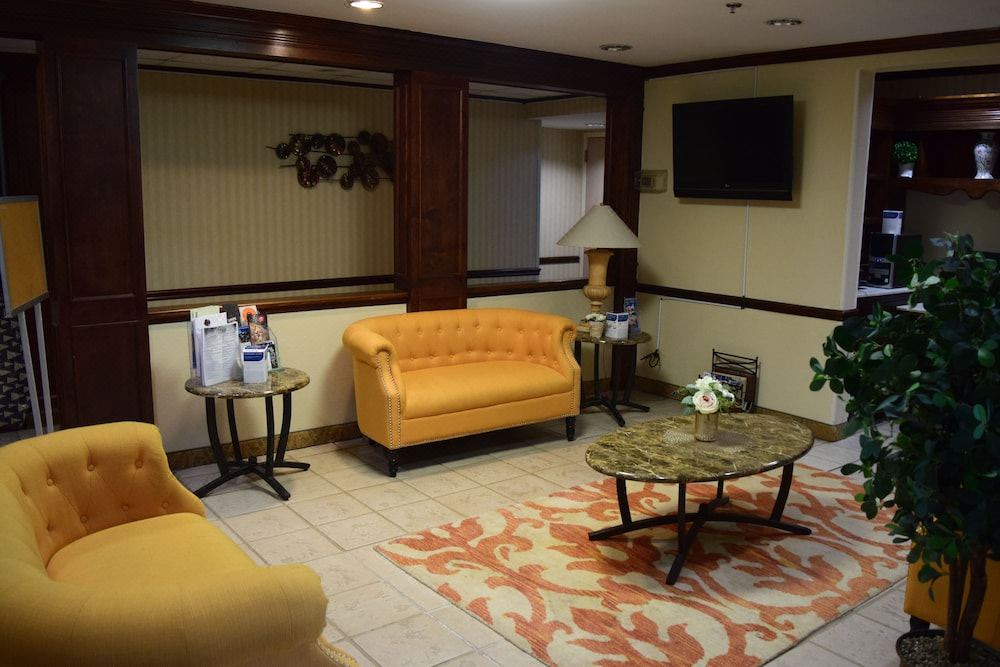 Photo of Livingroom in Rocky Mount