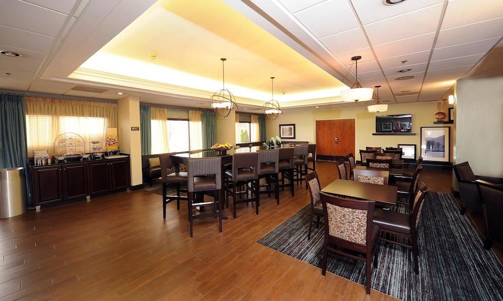 Photo of Livingroom in Morganton