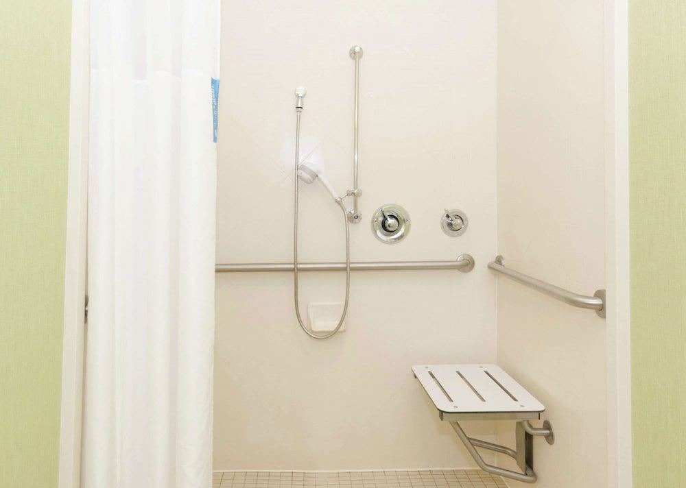 Photo of Bathroom in Hickory