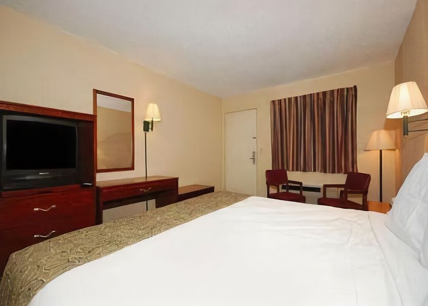 Photo of Bedroom in Kenly