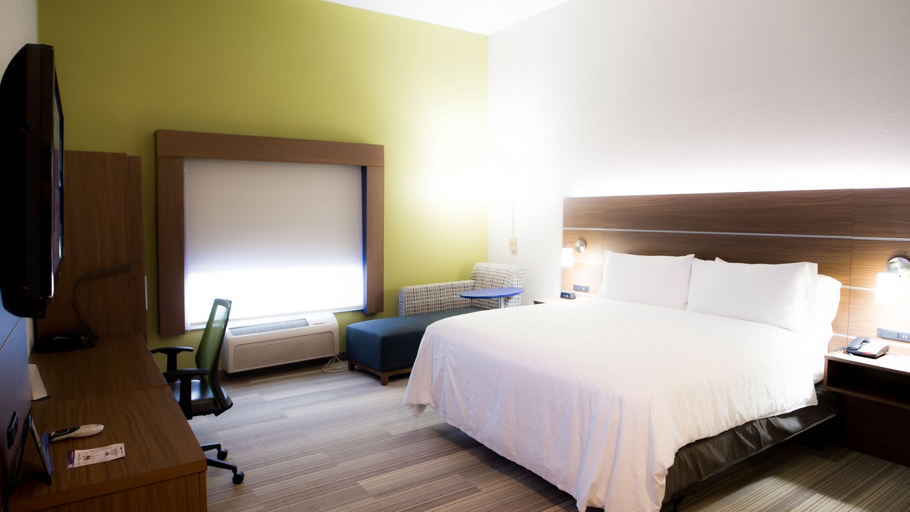 Photo of Bedroom in Statesville