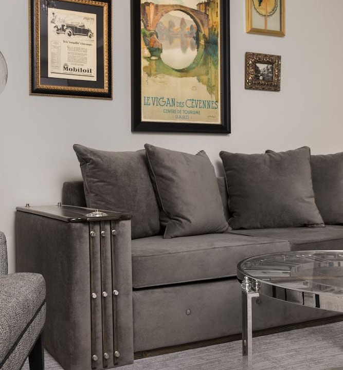 Photo of Livingroom in Charlotte Center City