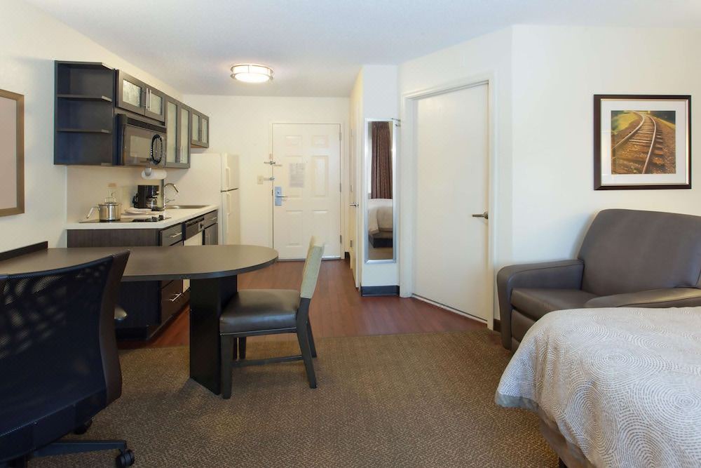 Photo of Livingroom in Newell