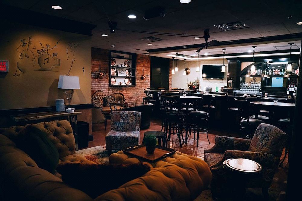 Photo of Livingroom in Winston - Salem
