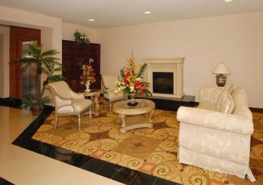 Photo of Livingroom in Smithfield