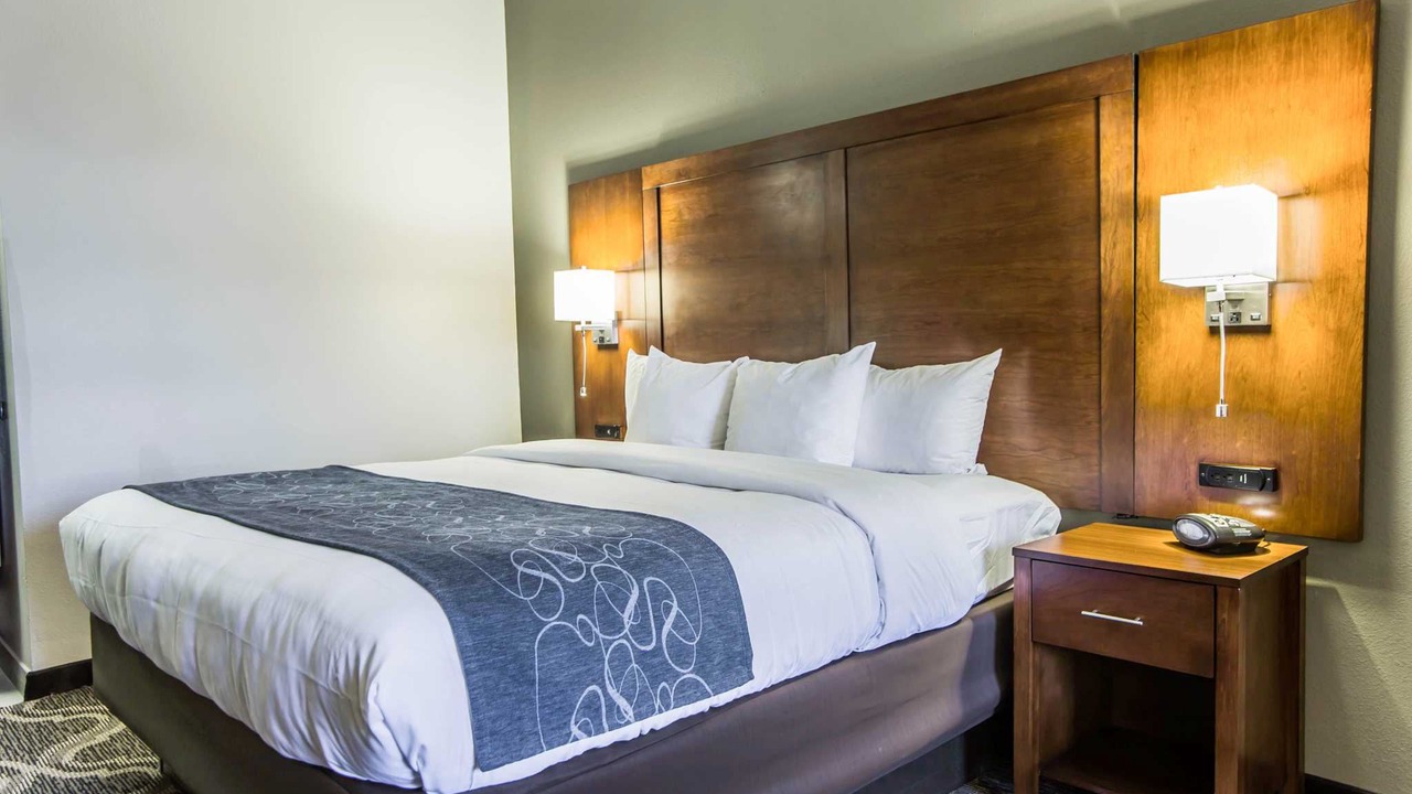 Photo of Bedroom in Pineville