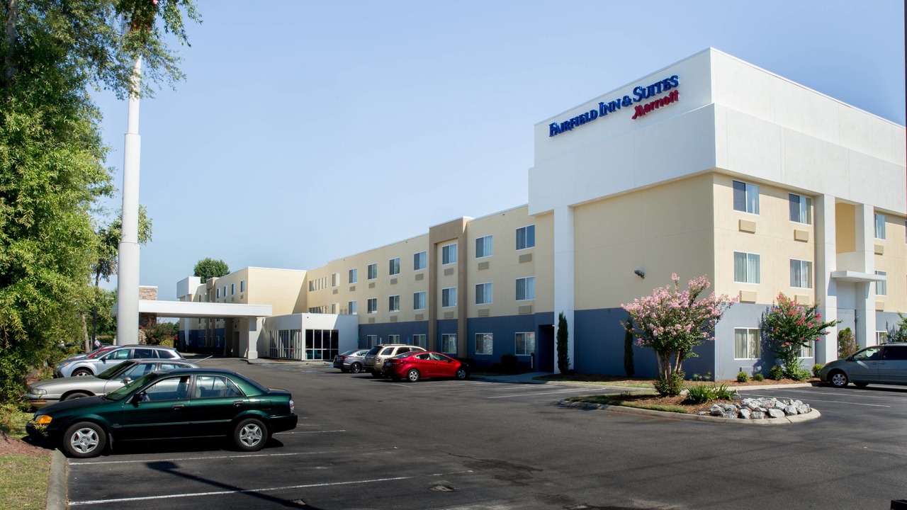 Photo of Buildings in Lumberton