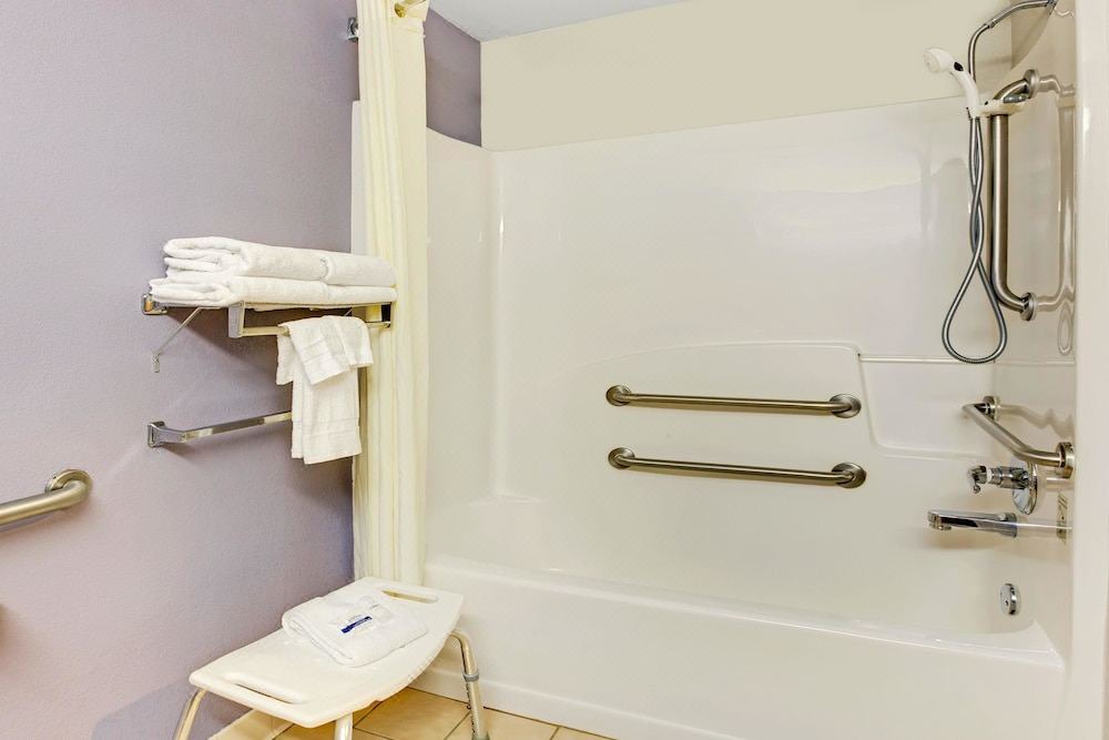 Photo of Bathroom in Cherokee
