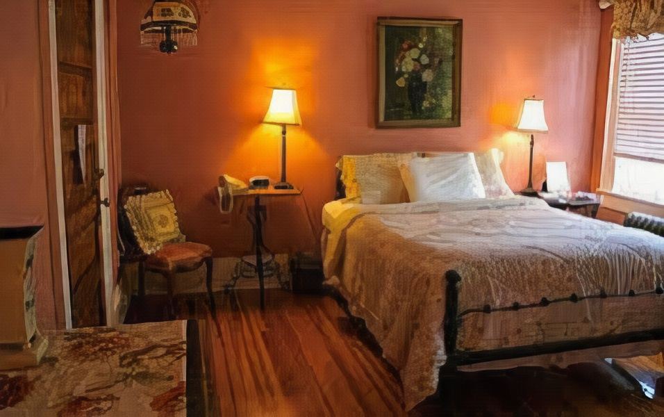 Photo of Bedroom in Hendersonville
