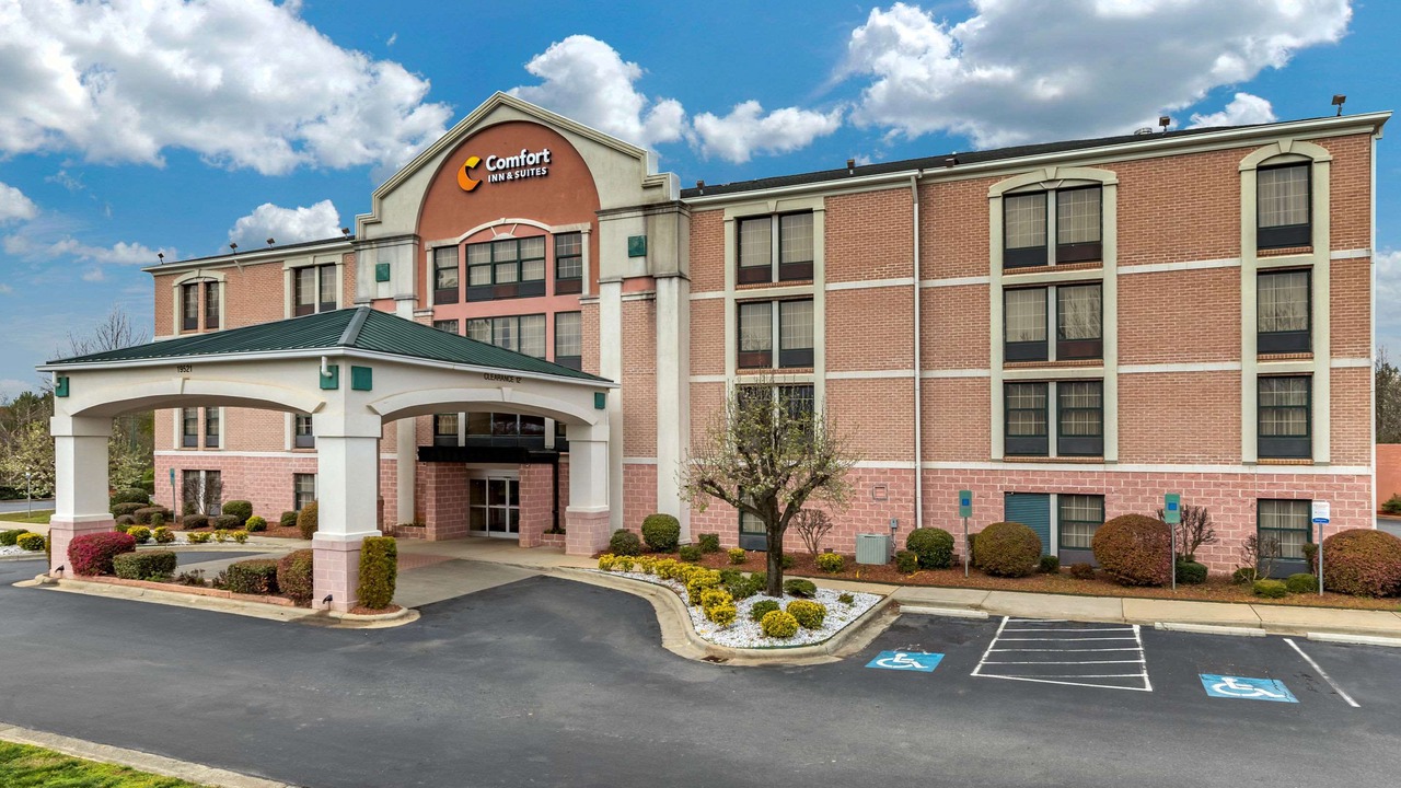 Photo of Buildings in Cornelius