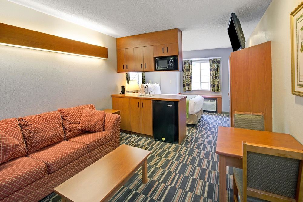 Photo of Livingroom in Cherokee