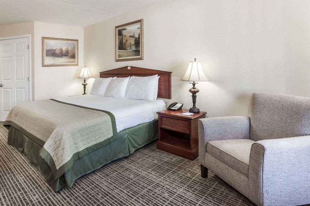 Photo of Bedroom in Hickory