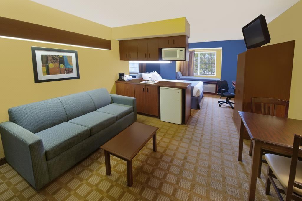 Photo of Livingroom in Hillsborough