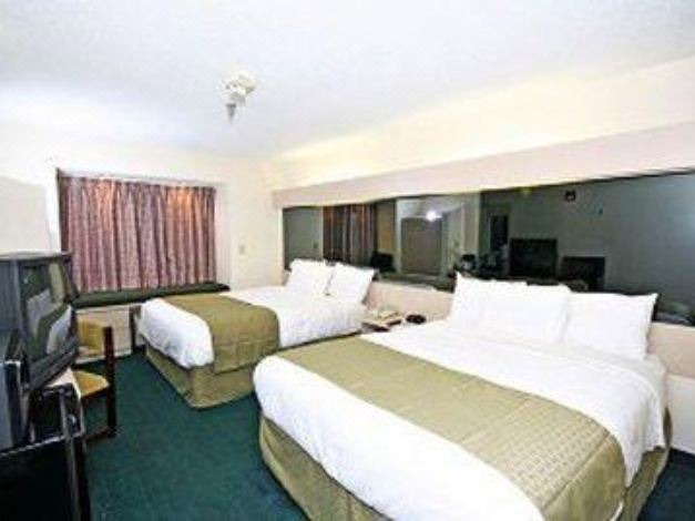 Photo of Bedroom in Barium Springs