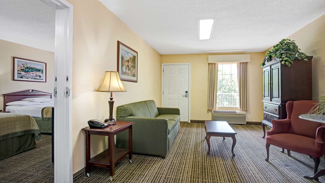 Photo of Livingroom in Smithfield