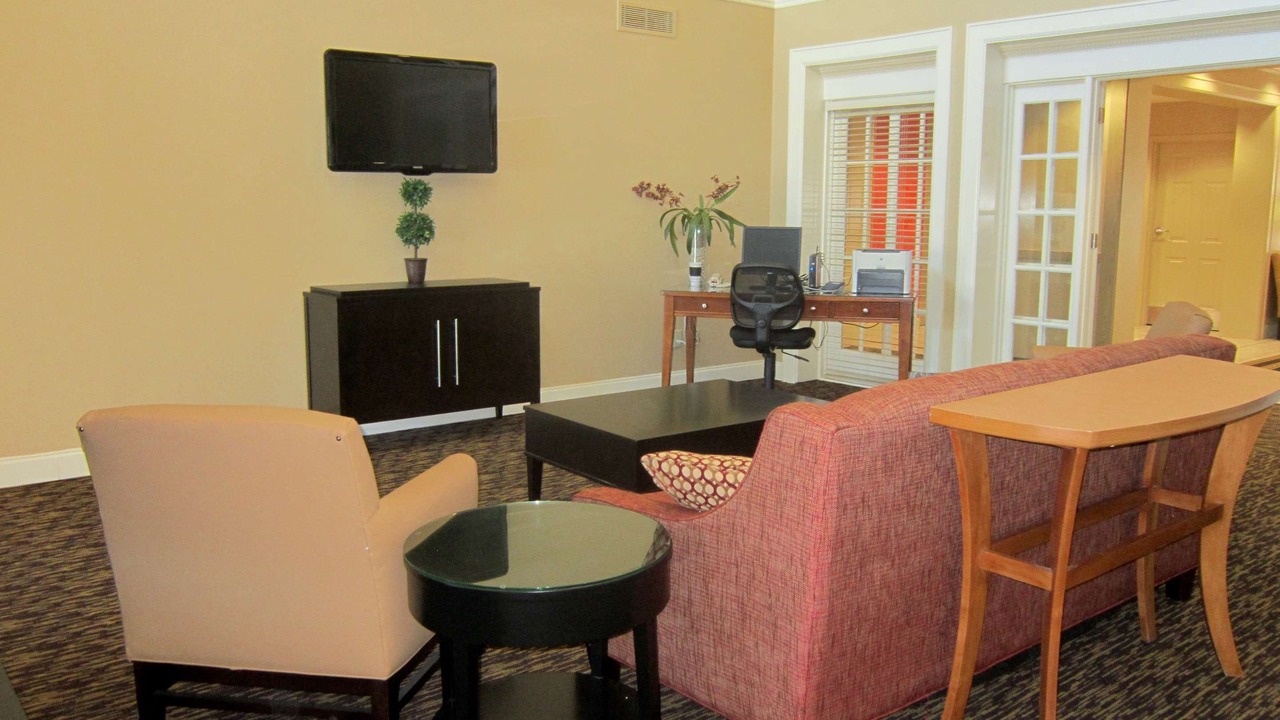 Photo of Livingroom in Terry Sanford
