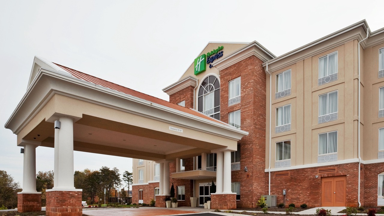 Photo of Buildings in Greensboro