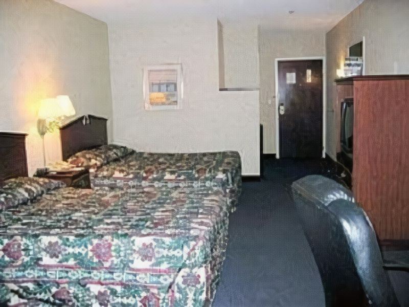 Photo of Bedroom in Winston - Salem