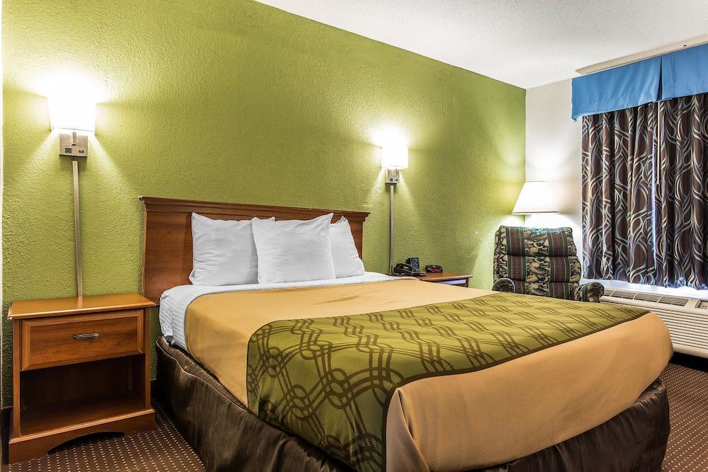 Photo of Bedroom in Elizabeth City