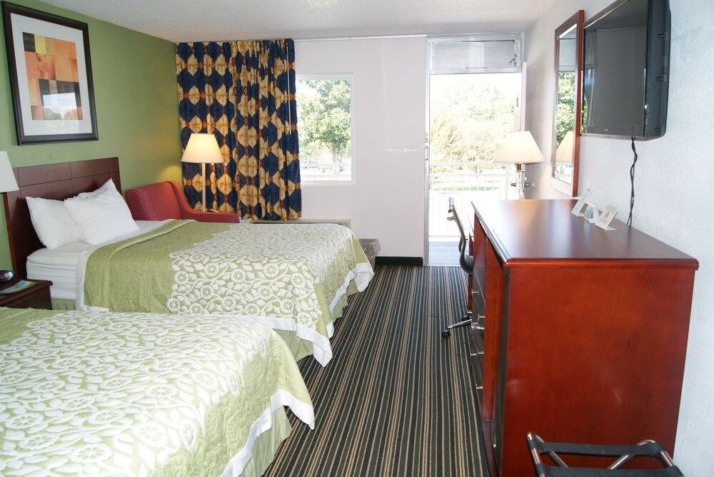 Photo of Bedroom in Shelby