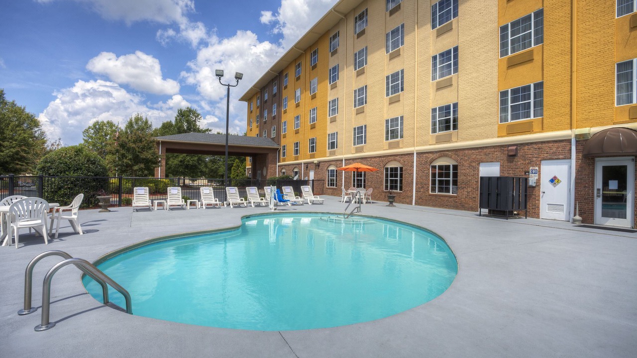 Photo of Outdoor in Pineville
