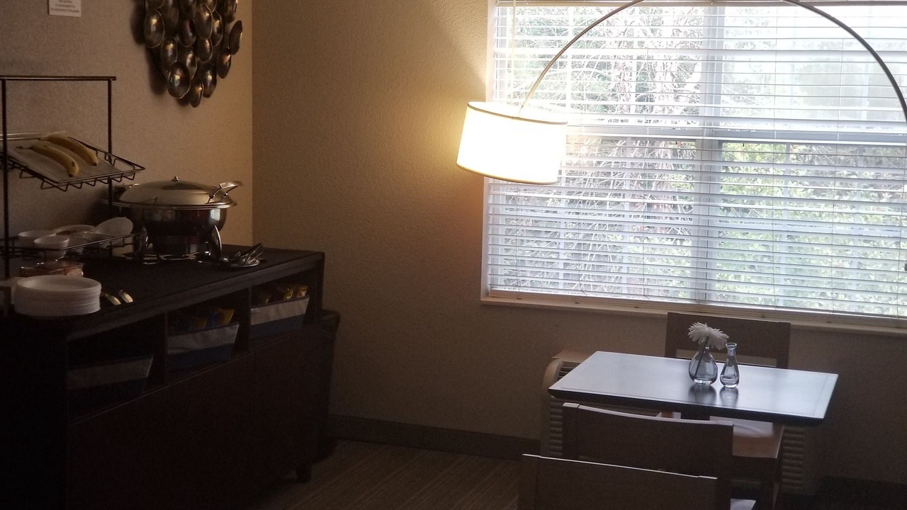 Photo of Livingroom in University Place