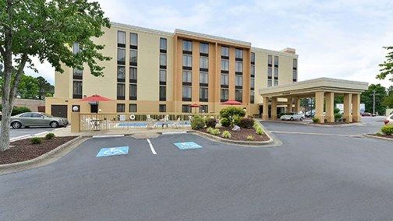 Photo of Buildings in Elizabeth City