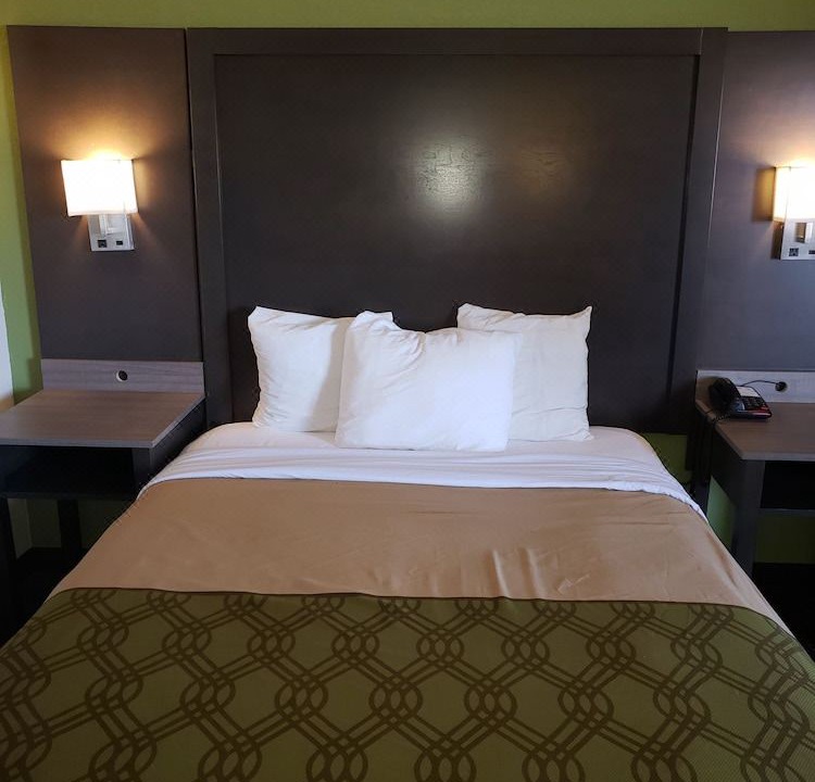Photo of Bedroom in Elizabeth City