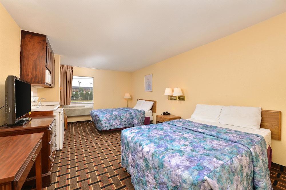 Photo of Bedroom in Albemarle
