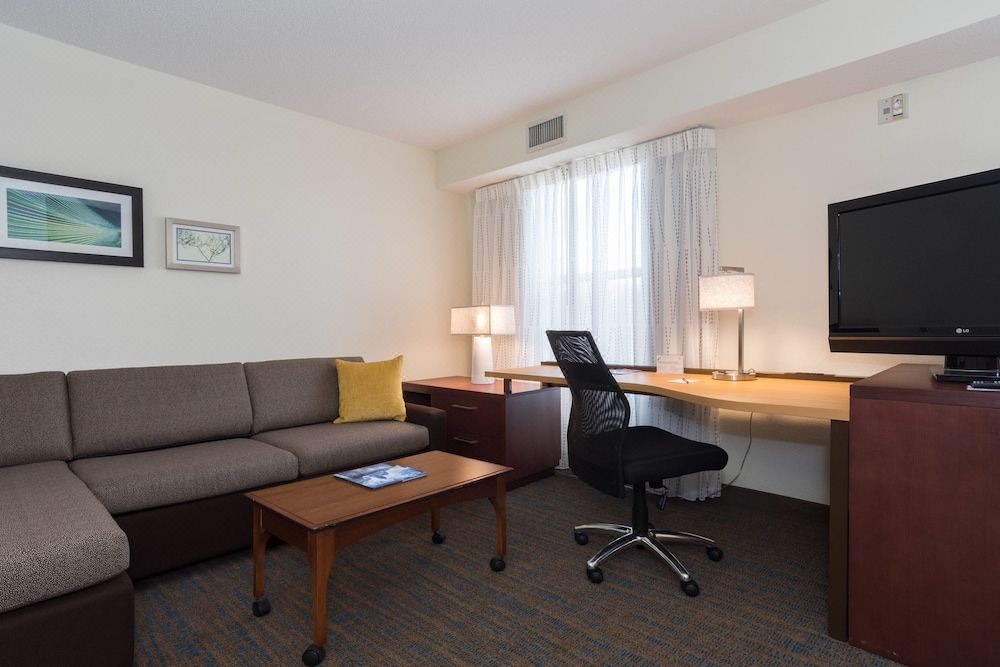 Photo of Livingroom in Huntersville