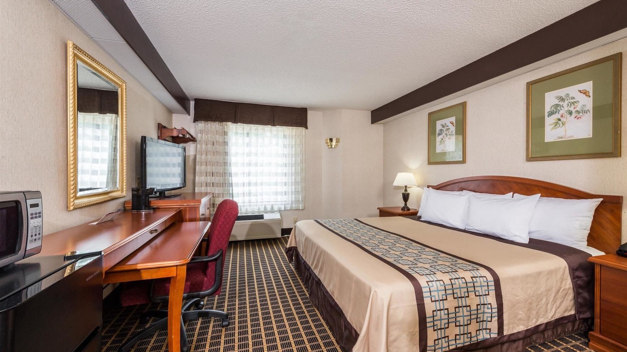 Photo of Bedroom in Yadkinville