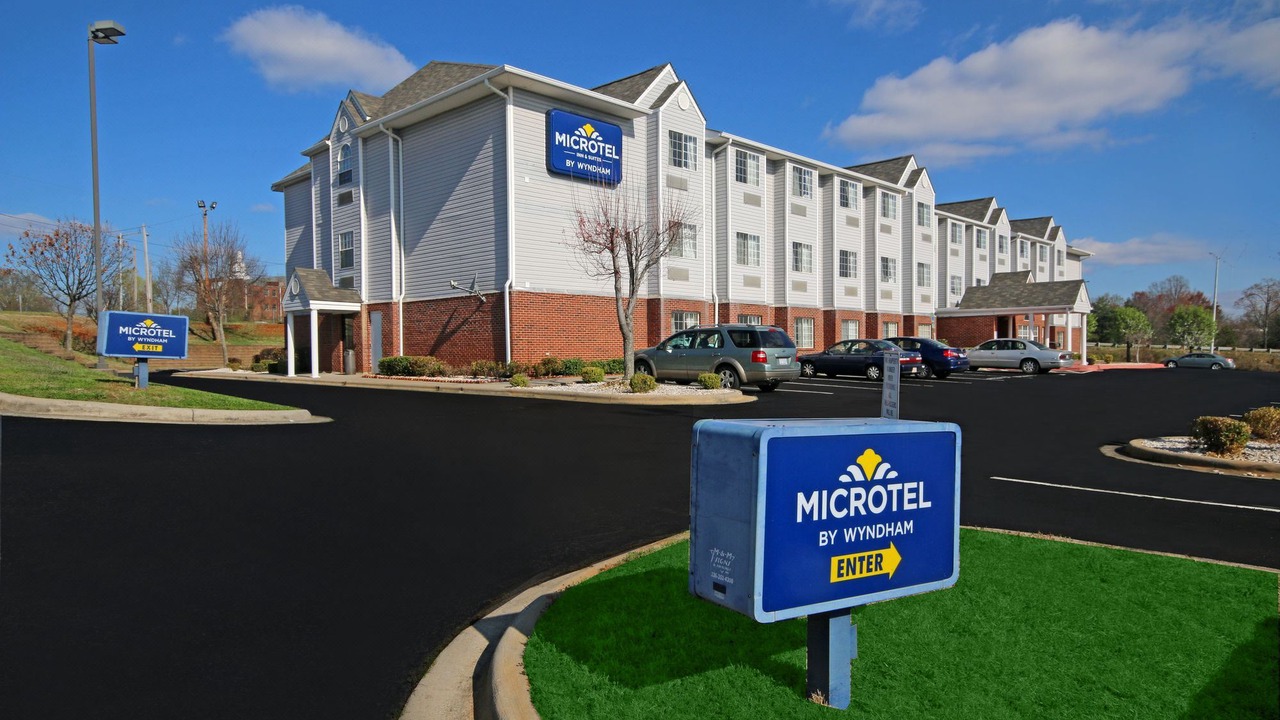 Photo of Buildings in Barium Springs