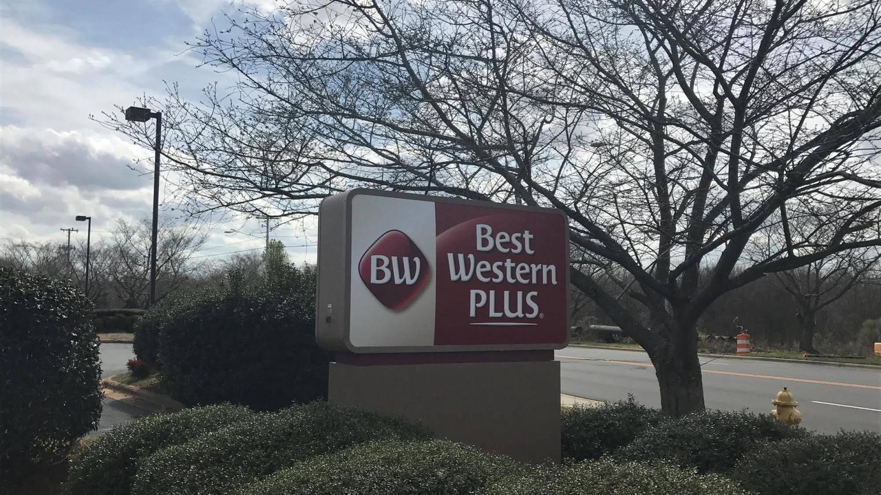 Photo of Buildings in Pineville