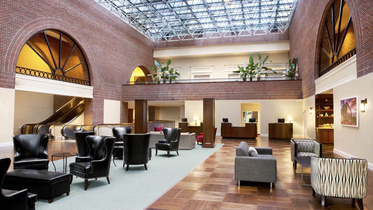 Photo of Livingroom in Downtown